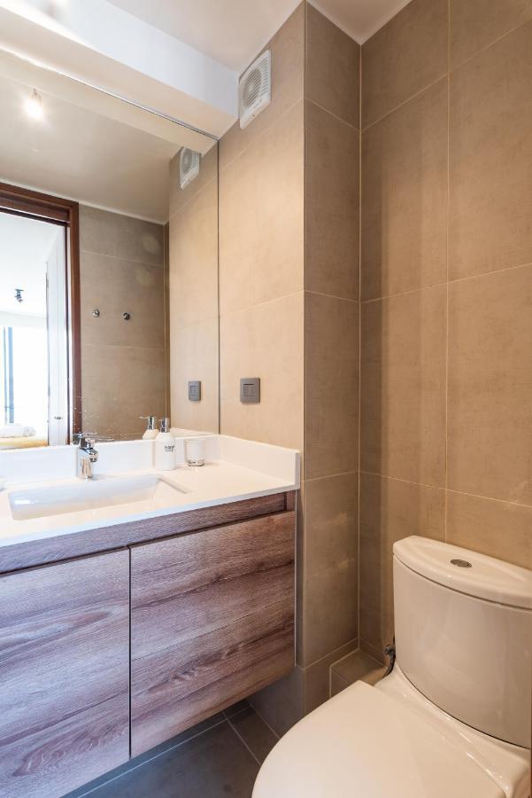 Uptown Wood - 1br, Parking, Wifi, Mall, Pool. Apartamento Santiago de Chile